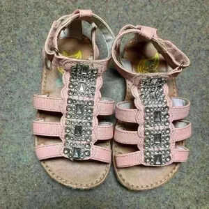 Rachel Shoes Toddler girls pink sandals with “rhinestone” detail. Size 6